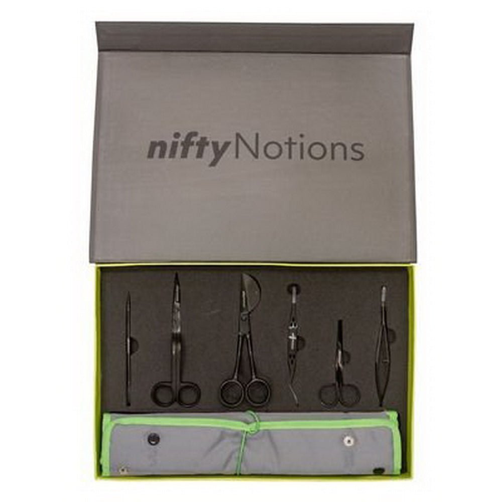 The Nifty Snip and Trim: All - Stars Tool Kit - Sewingmachinesplus.com
