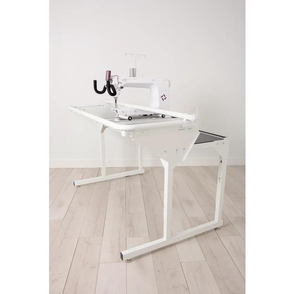 Husqvarna Viking Platinum Q165 Longarm Quilting Machine w/ 5ft Frame - Sewingmachinesplus.com