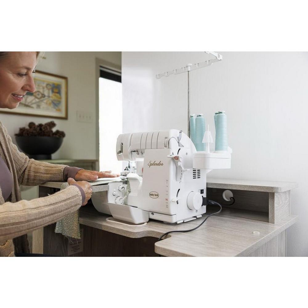 Baby Lock Splendor 8 Thread Serger - Sewingmachinesplus.com