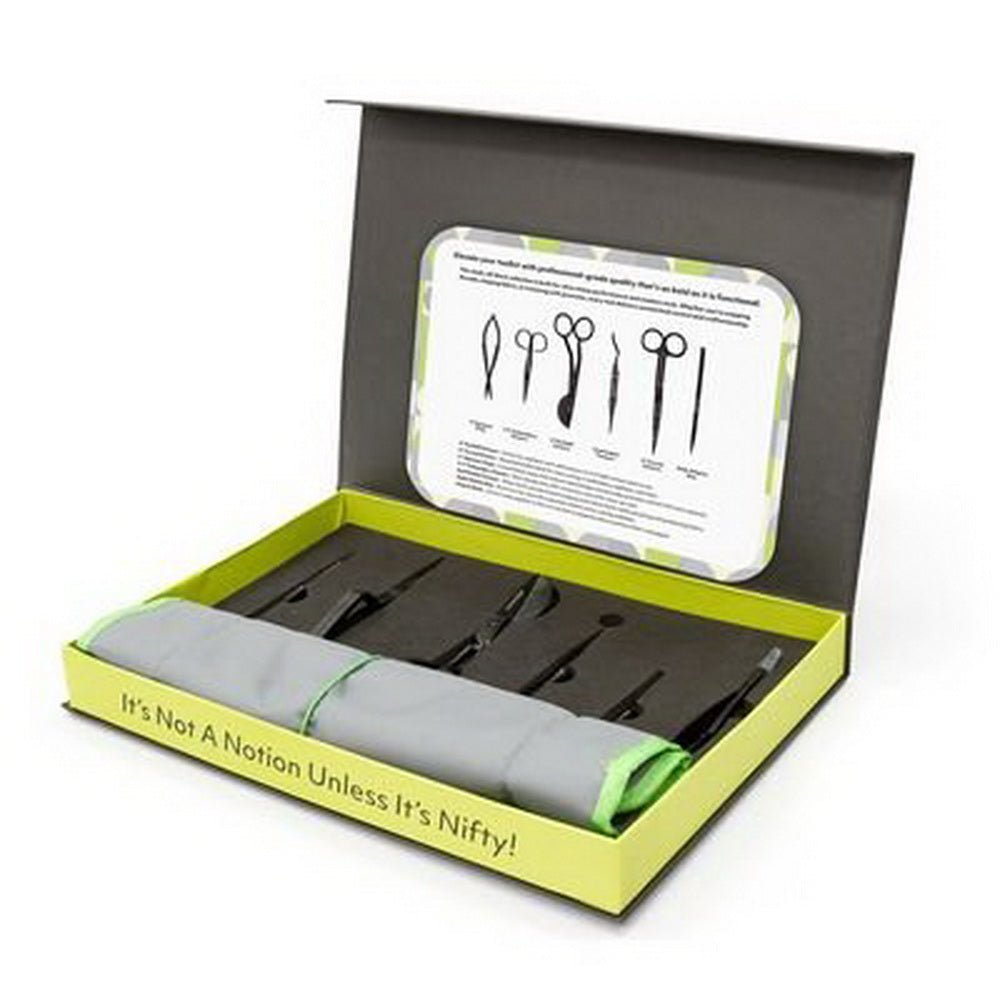 The Nifty Snip and Trim: All - Stars Tool Kit - Sewingmachinesplus.com