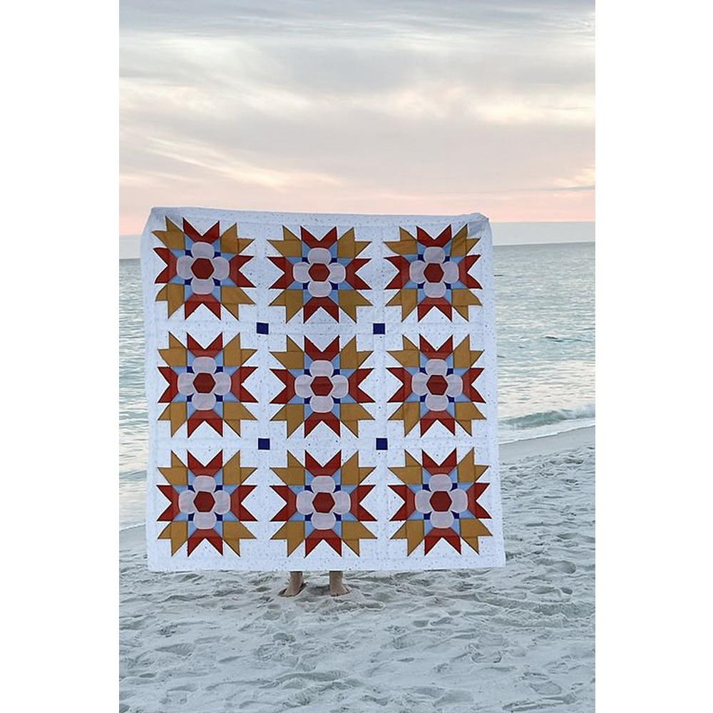 Seams Sew Me Quilt Pattern - Friendship Blooms - Sewingmachinesplus.com