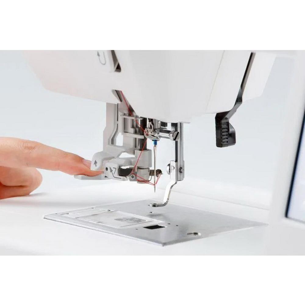 Janome Memory Craft 100E Embroidery Machine - Sewingmachinesplus.com