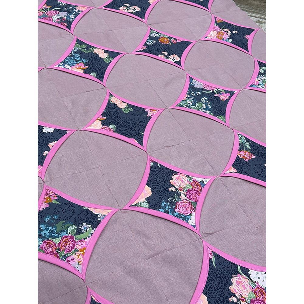 Seams Sew Me Quilt Pattern - Winsome Windows - Sewingmachinesplus.com