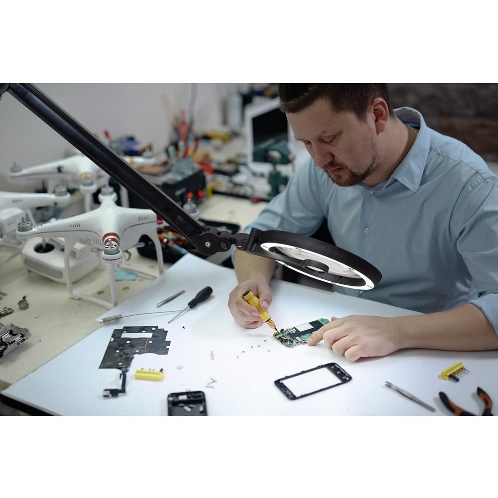 Daylight iQ ESD Daylight & UV Magnifier - Sewingmachinesplus.com