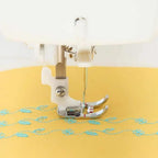 Husqvarna Viking Onyx 30 Sewing Machine - Sewingmachinesplus.com