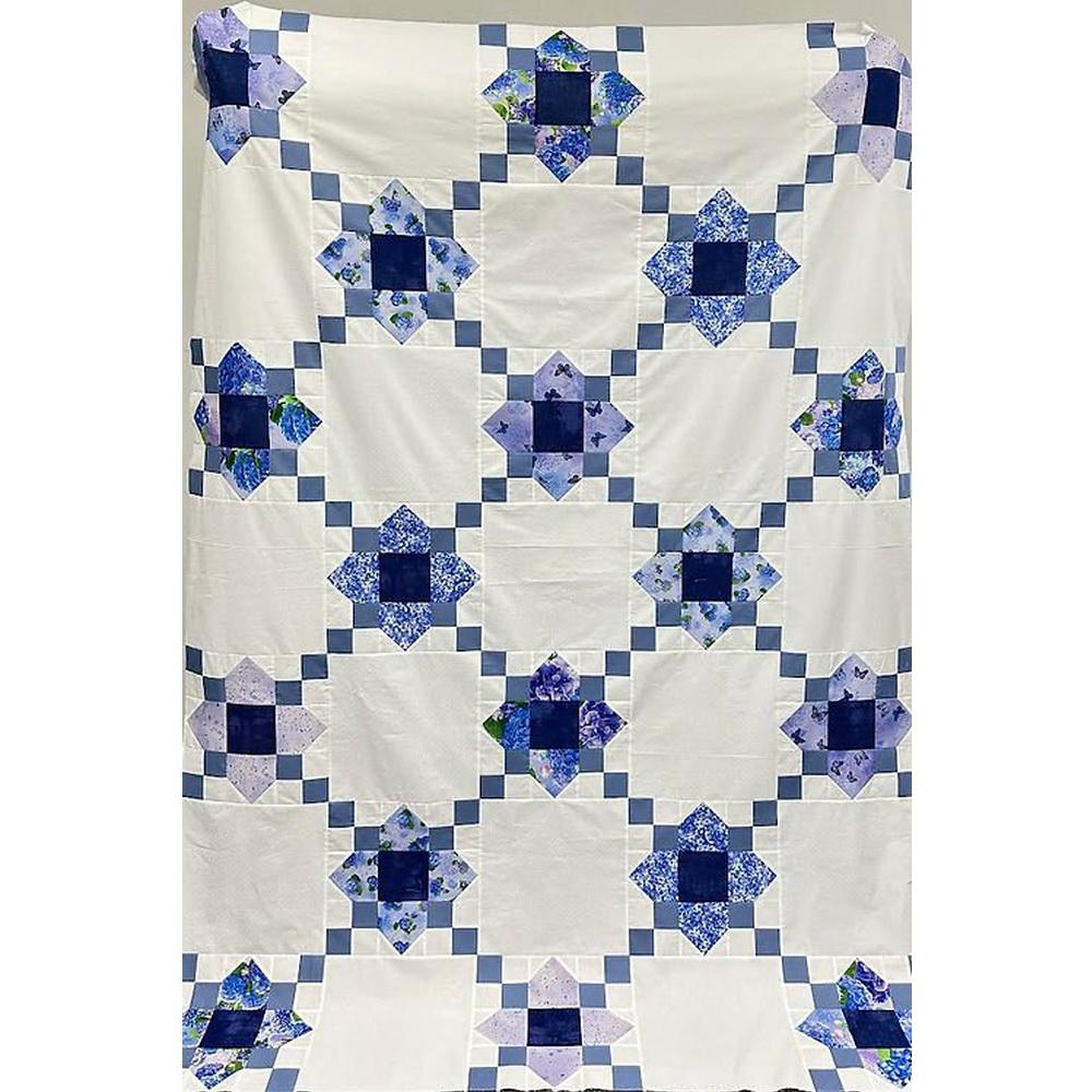 Seams Sew Me Quilt Pattern - Posy Chain - Sewingmachinesplus.com