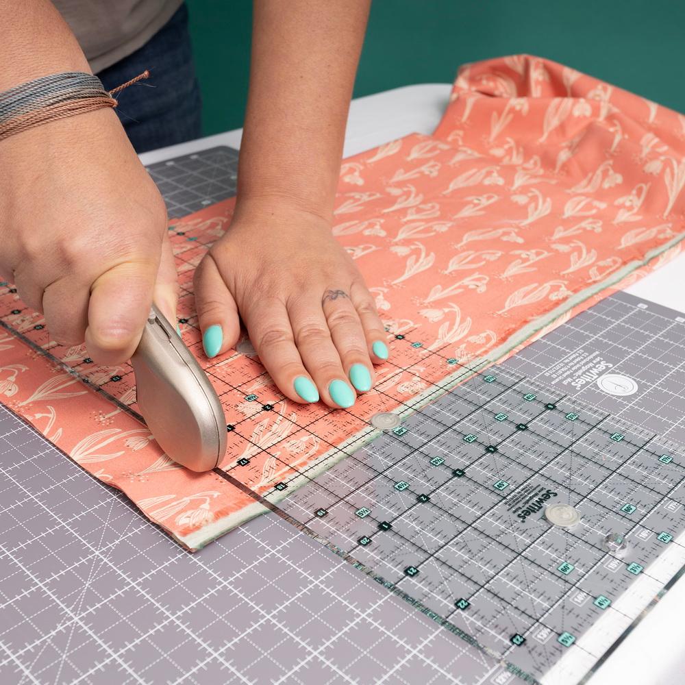 SewTites Sew Magnetic Cutting System - Sewingmachinesplus.com