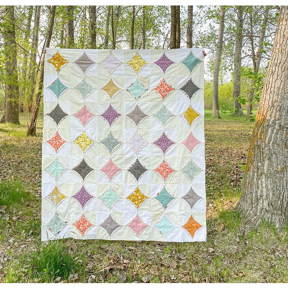 Seams Sew Me Quilt Pattern - Winsome Windows - Sewingmachinesplus.com
