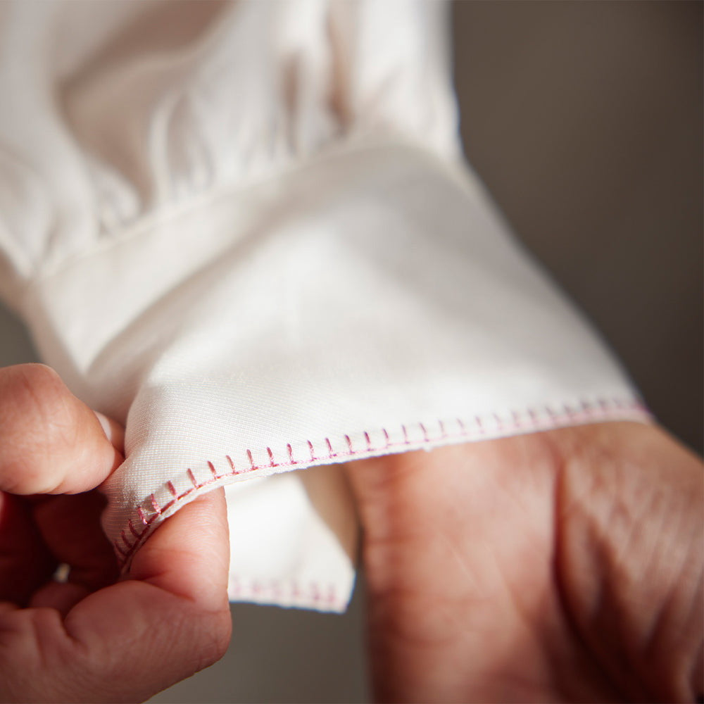 HUSQVARNA VIKING Epic Quilt 97 Sewing Machine & Accessories Bundle (Factory Serviced)