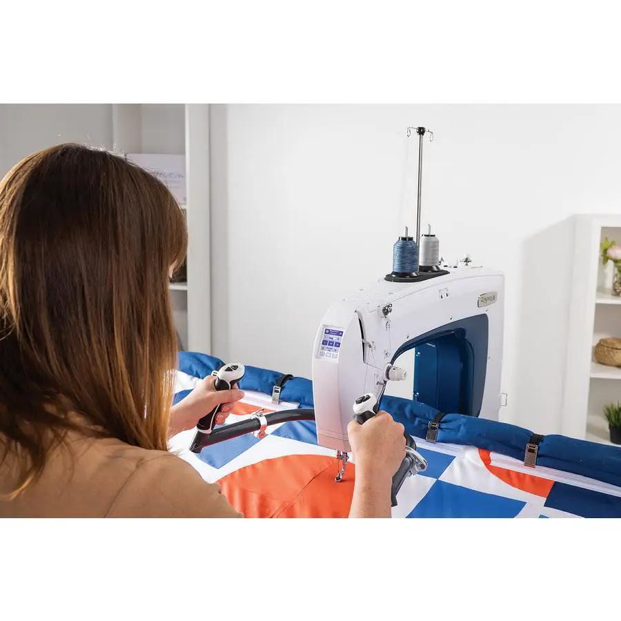 Recertified Grace Qnique 16 X - 16" Longarm Quilting Machine - Sewingmachinesplus.com