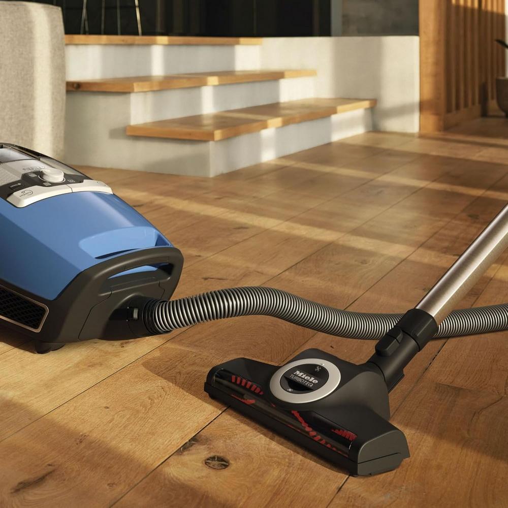 Miele Blizzard CX1 Turbo Team - Canister Vacuum (OPEN BOX MODEL)