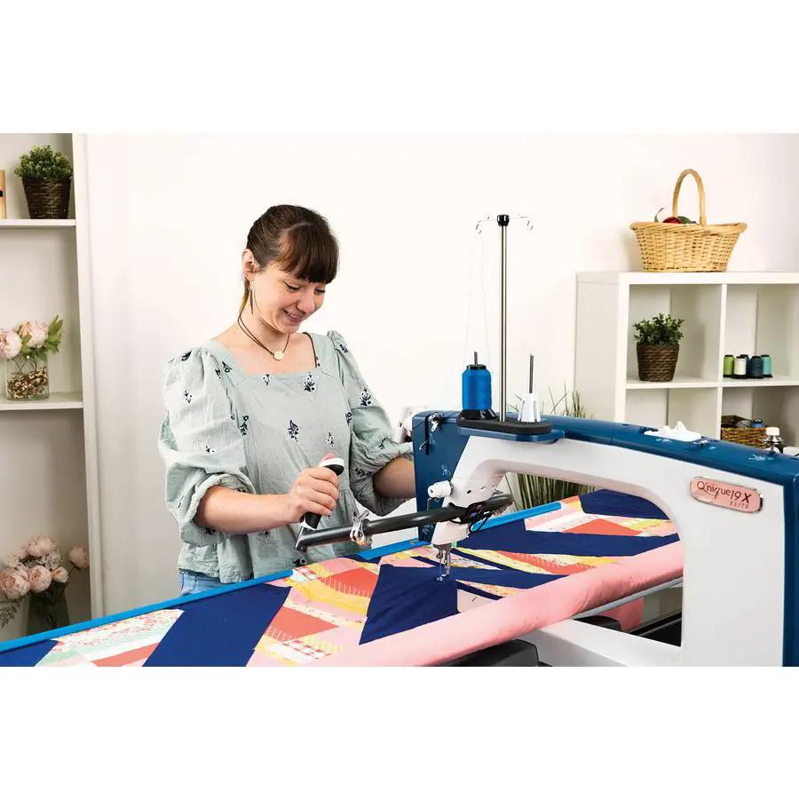 Recertified Grace Qnique 19X - 19" Longarm Quilting Machine - Sewingmachinesplus.com