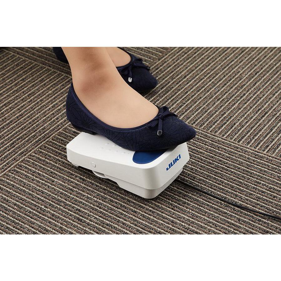 Juki MO-3000QVP Akane Air Threader Serger Machine (OPEN BOX MODEL)