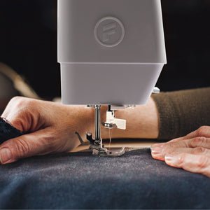 FY - e310 Mechanical Sewing Machine - Sewingmachinesplus.com