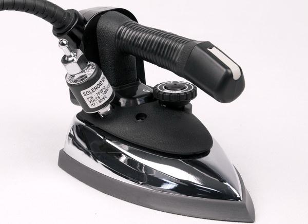 GoldStar GS-94A Industrial Steam Iron
