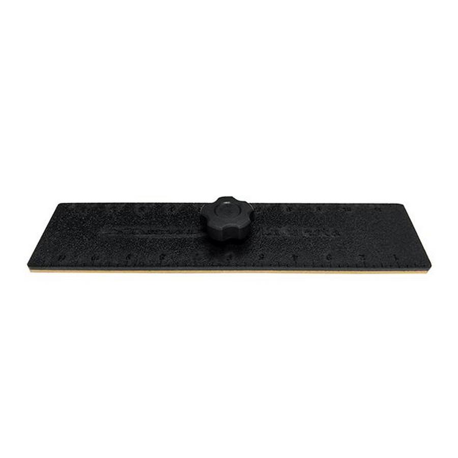Longarm Straight Ruler w/ Knob 9in - Sewingmachinesplus.com