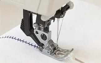 Pfaff 3mm and 5mm Bridging Guide (820679096) - Sewingmachinesplus.com