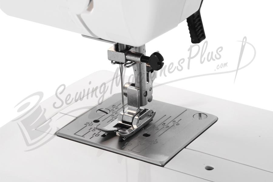 Refurbished Janome 2206 Full Size Sewing Machine with Freearm
