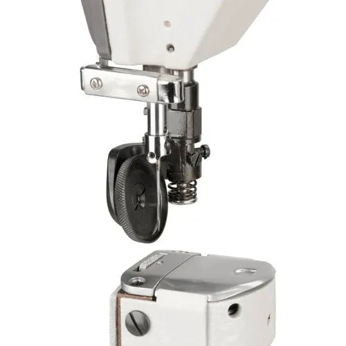 Consew 228R-11-1 high-speed post-type single-needle sewing machine head with assembled table
