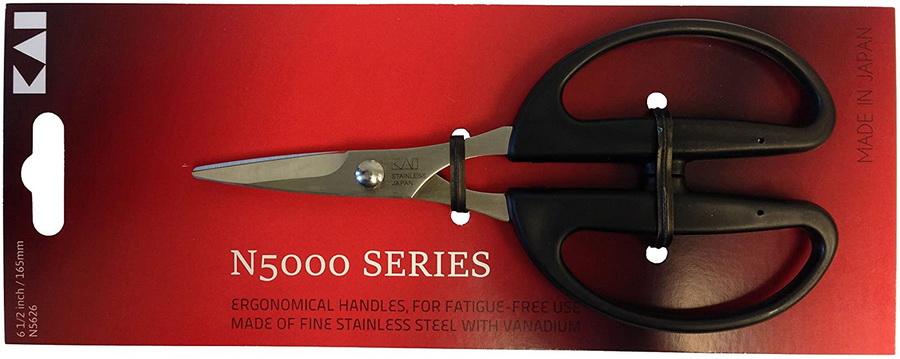 KAI 6 Inch Sewing Scissors With Large Handle (N5626) - Serrated Option Available - Sewingmachinesplus.com