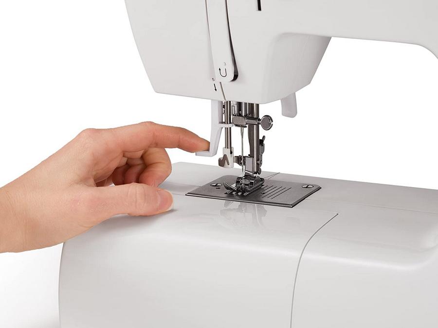 Singer 2277 Tradition Essential Sewing Machine - Sewingmachinesplus.com