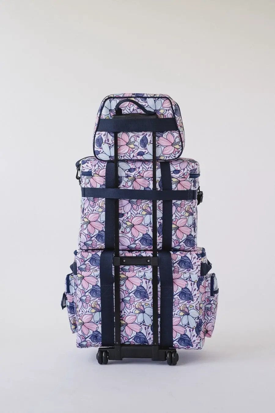 Bluefig Quilter Essential Combo: 19" Wheeled Bag, Project Bag and Satchel - Maisy - Sewingmachinesplus.com