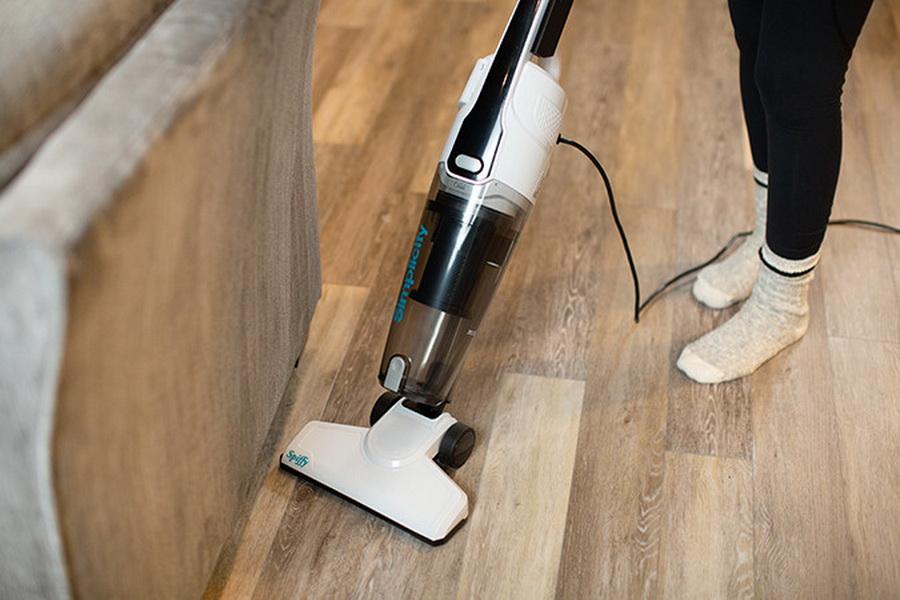 Simplicity S60 Spiffy Stick Broom Vacuum