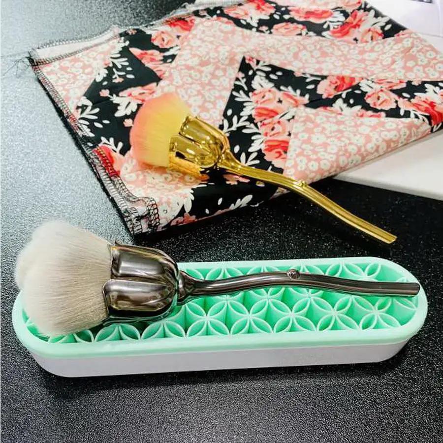 Machine Cleaning Brush (Silver Rose) - Sewingmachinesplus.com