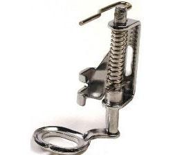 Low-shank Darning Foot w/ Large Hole 4021-L