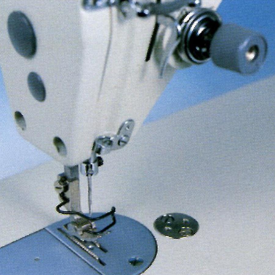 Highlead GC188 Series Industrial Sewing Machines with Assembled Table and Servo Motor