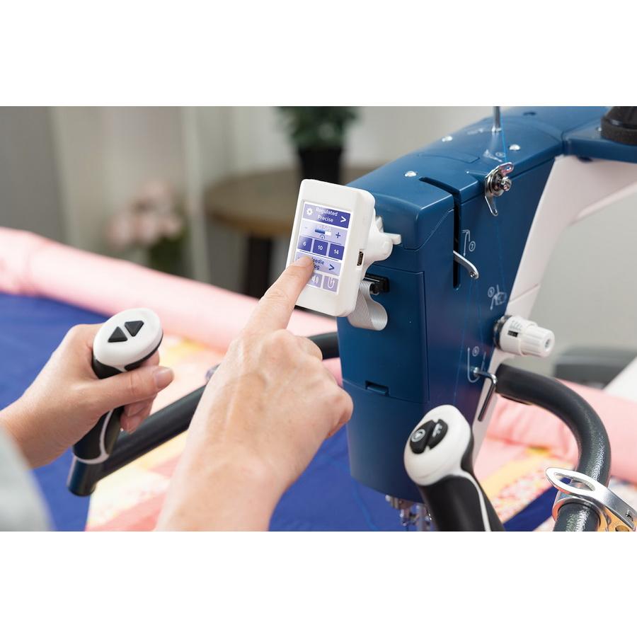 Grace Qnique 19X - 19" Longarm with Included Cutie Breeze