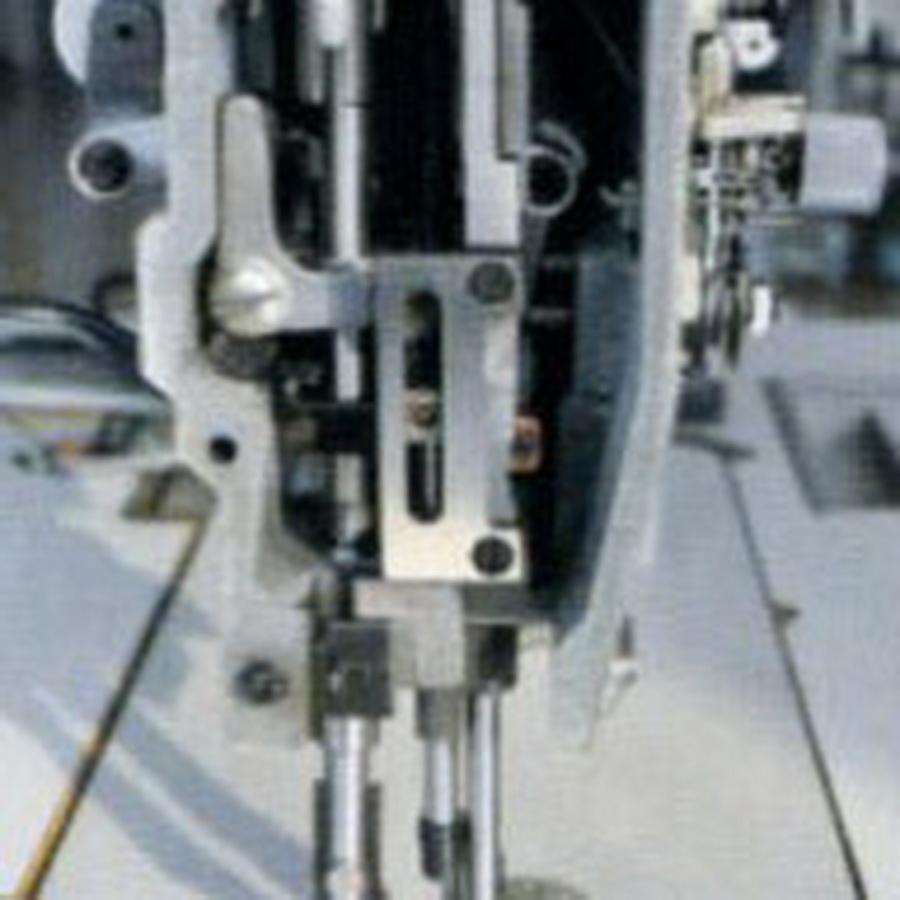 Highlead GC0618-1SC or GC0618-1-D2 Industrial Sewing Machine with Assembled Table and Servo Motor