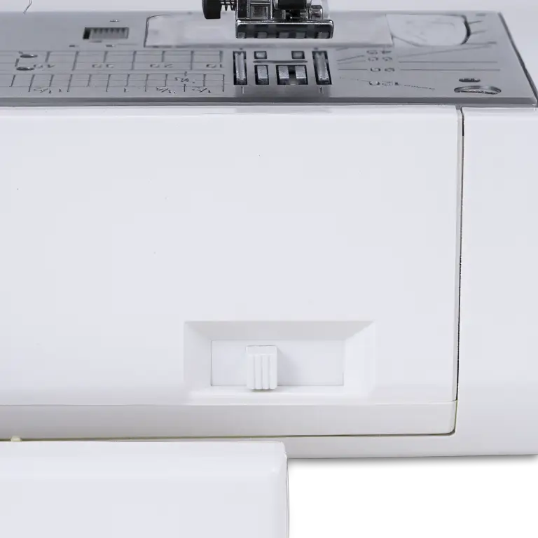 Janome 5300QDC-LBQ Laundry Basket Quilt Edition Sewing and Quilting Machine