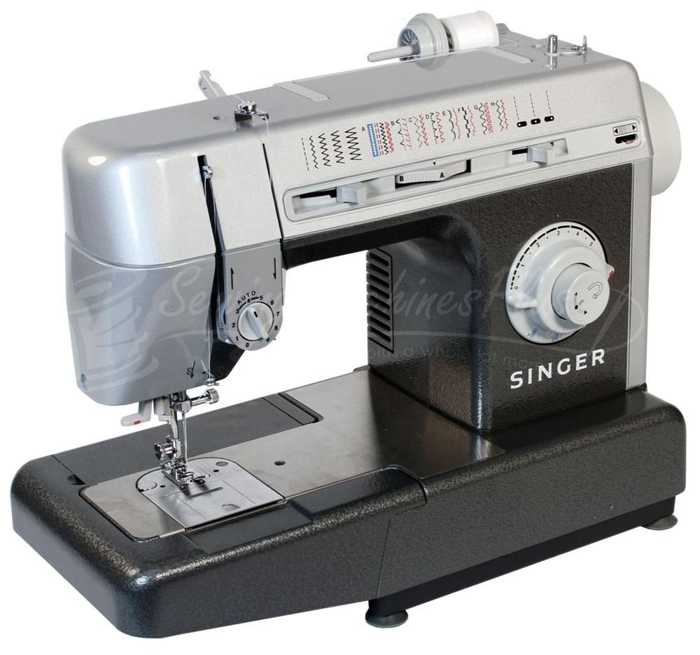Singer CG-590 w/ 11 Extra Feet Package