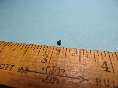 Screw Singer Bobbin Case Latch - Sewingmachinesplus.com