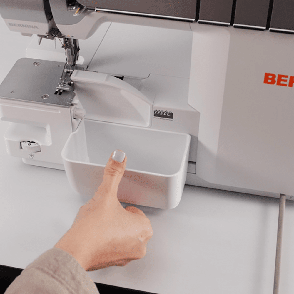Bernina L 850 Overlock - Sewingmachinesplus.com