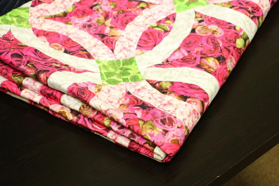 Ready to Sew Budding Romance Pre - cut Quilt Kit - Sewingmachinesplus.com