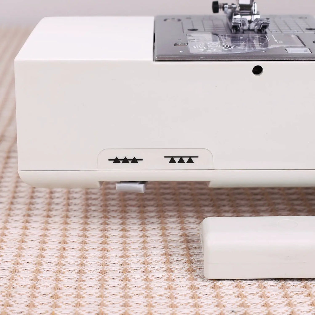 FY - 710 Computerized Sewing Machine - Sewingmachinesplus.com