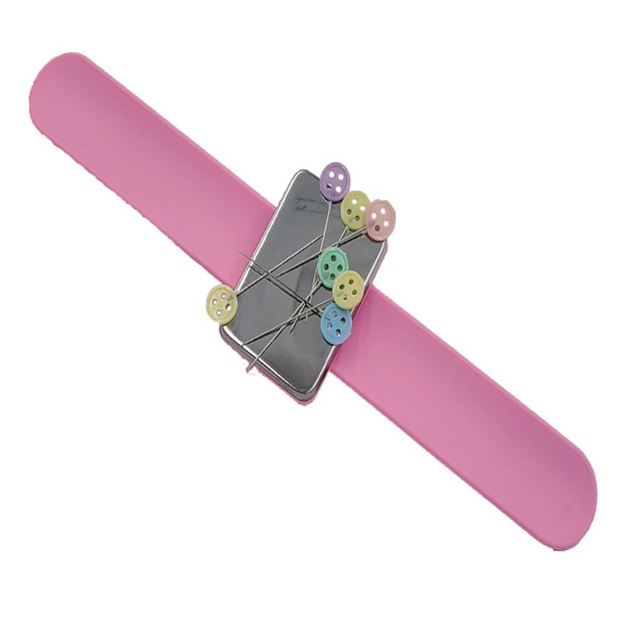 Martelli Magnetic Wristlet - Sewingmachinesplus.com