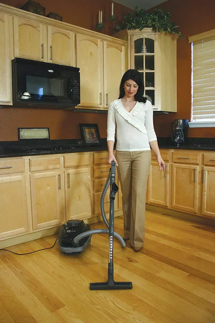 SEBO AIRBELT K3 Premium canister vacuum with ET-1 power head and parquet brush