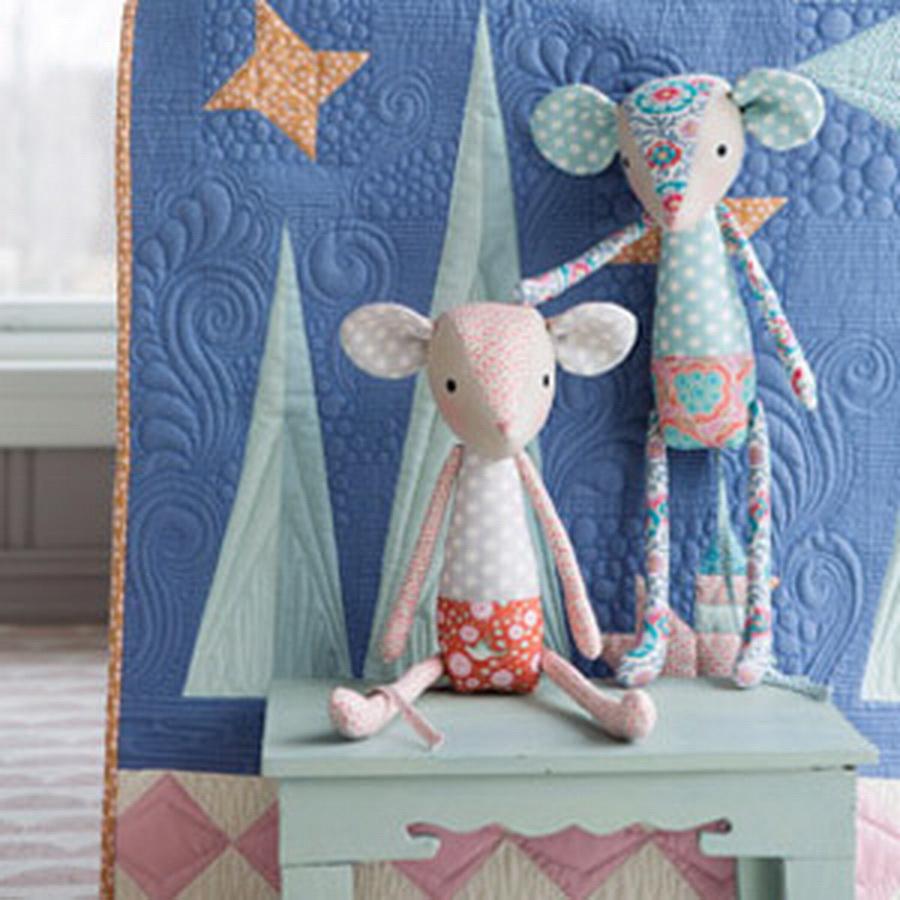 Tilda Hot Chocolate Sewing: Cozy Autumn and Winter Sewing Projects - Sewingmachinesplus.com