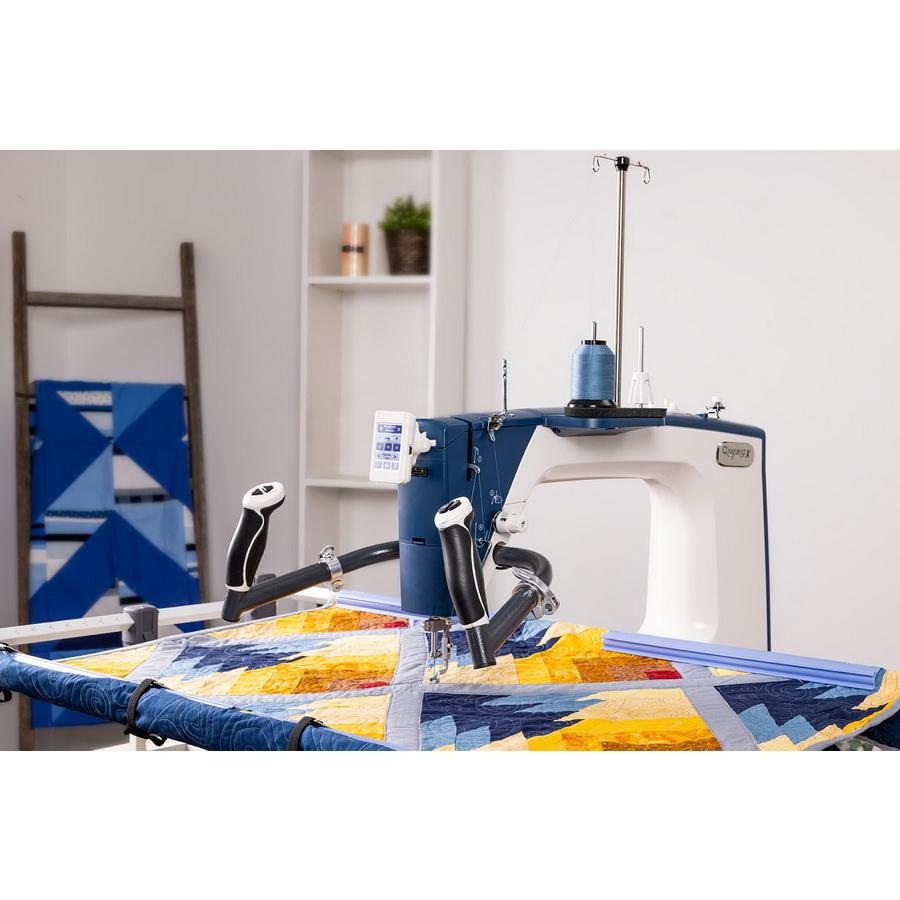 Grace Qnique 19X - 19" Longarm with Included Cutie Breeze