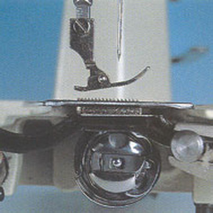 Highlead GC128 Series Industrial Sewing Machine with Assembled Table and 110V Servo Motor