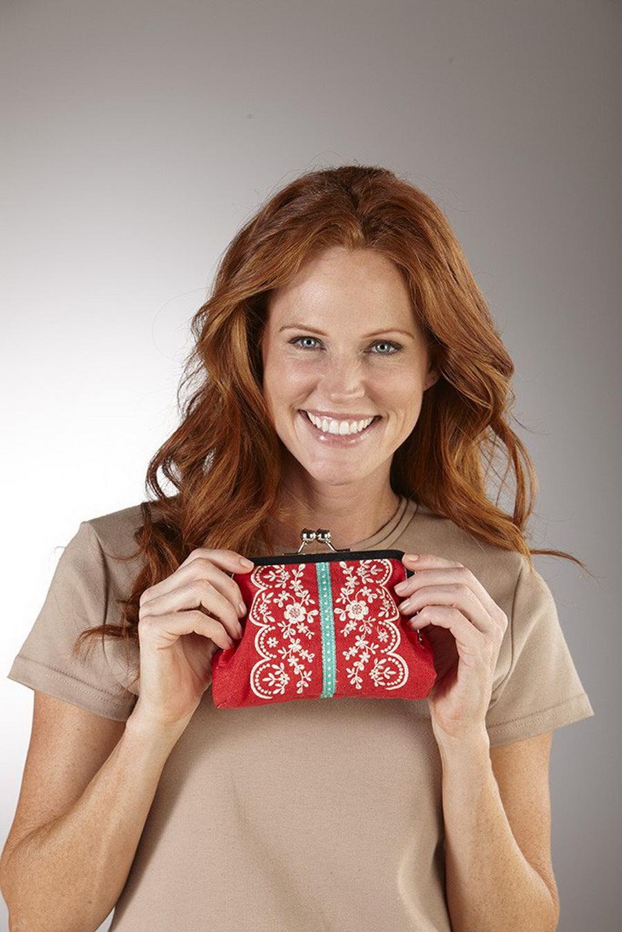 DIME - Handbags 2 Designer Knockoffs by Eileen Roche and Nancy Zieman