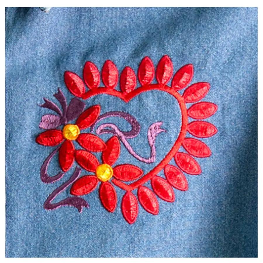 Anita Goodesign Fringe Flowers 126MAGHD embroidery design on blue denim fabric