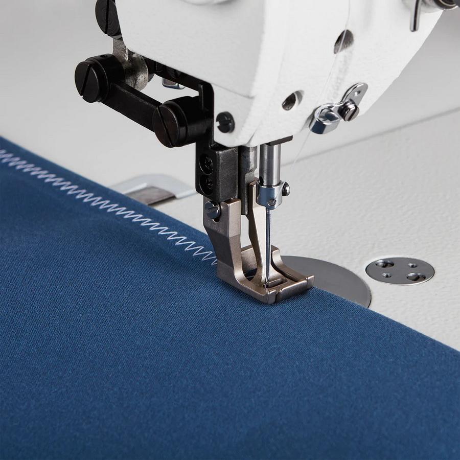 Reliable 2610ZW Walking Foot Zig Zag Sewing Machine w/ Table, Motor & Light - Sewingmachinesplus.com