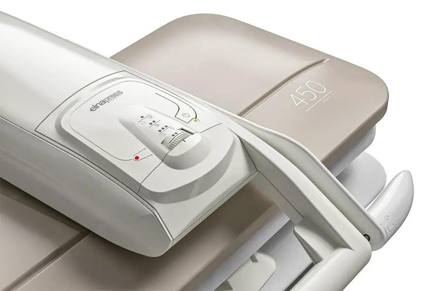Elna Elnapress EP450 steam press in white/cream with beige lid and control dial