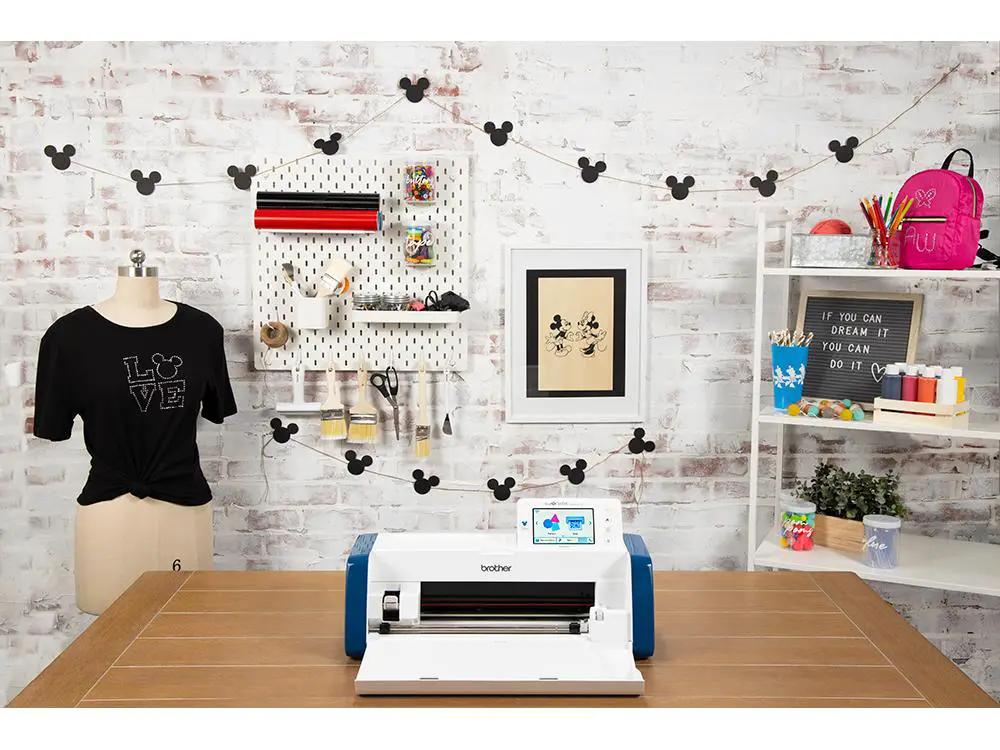 Brother Scan n Cut Cutting Machine Innov - is Edition SDX230DX - Sewingmachinesplus.com