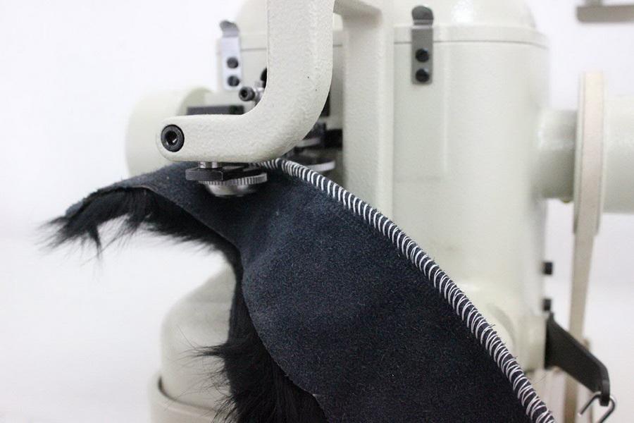 Techsew 602 Heavy Fur Industrial Sewing Machine with Assembled Table & Servo Motor - Sewingmachinesplus.com