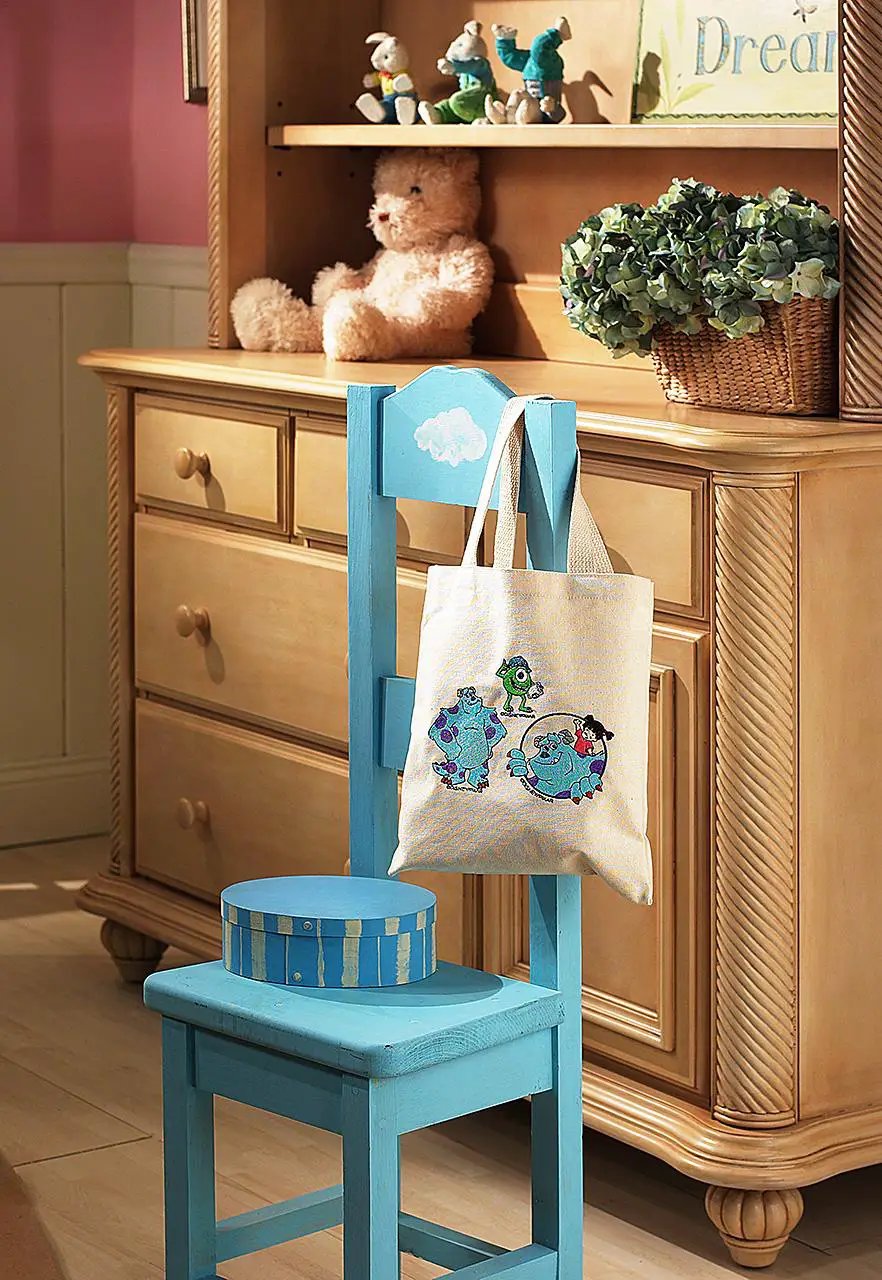 Innov - is 990D Combination Sewing and Embroidery with Disney - Sewingmachinesplus.com